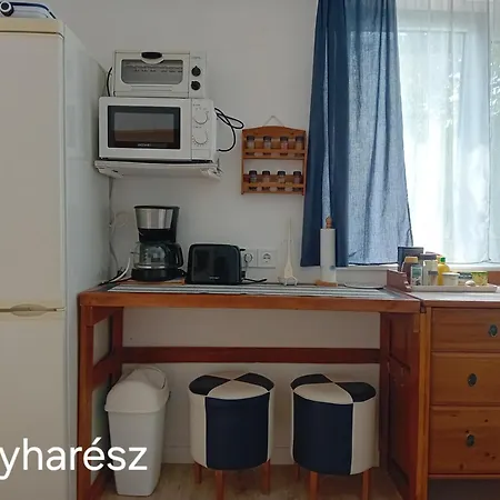 Balatoni Lugas Ház *